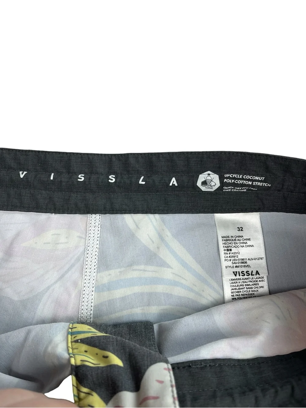 Vissla Velzyland 18.5 Boardshorts‎ Mens 32 Floral Surf Swim Trunks Tropical